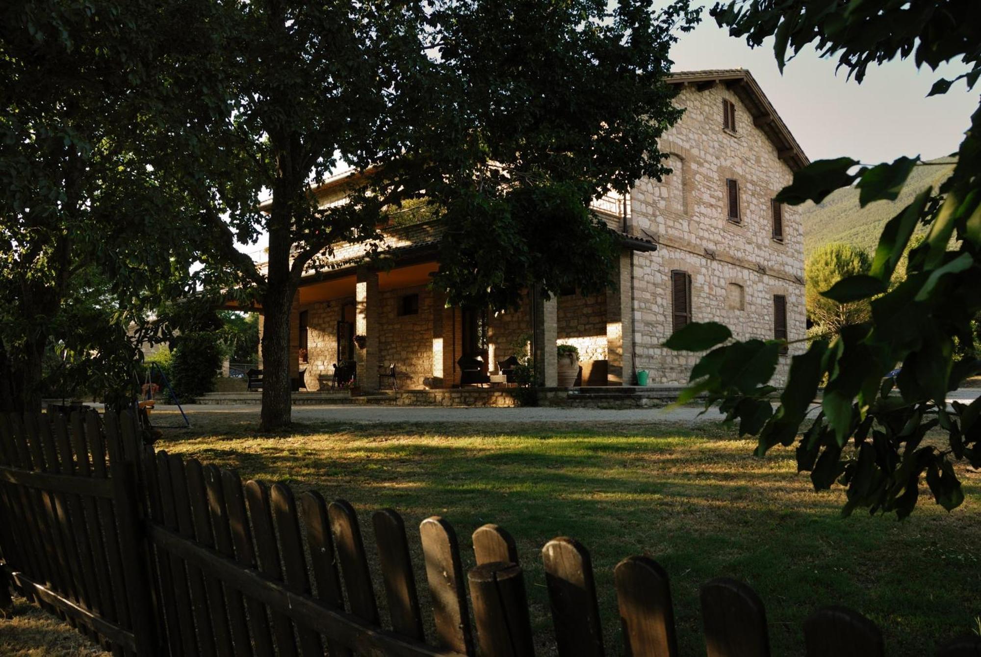 Agriturismo Il Giardino Dei Ciliegi Passaggio di Assisi ภายนอก รูปภาพ