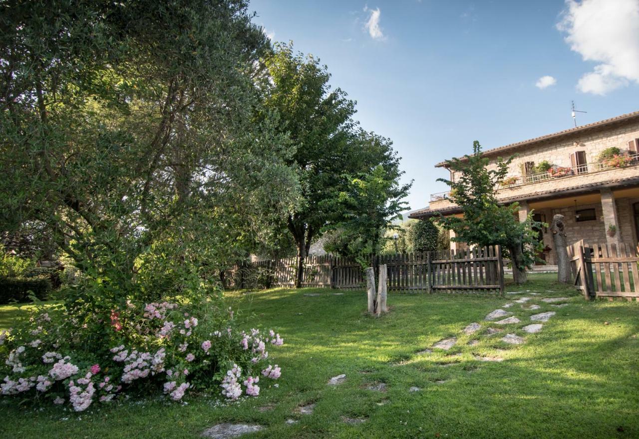 Agriturismo Il Giardino Dei Ciliegi Passaggio di Assisi ภายนอก รูปภาพ